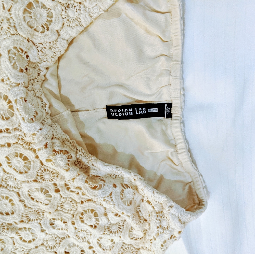 Design Lab Lace shorts - Picture 3 of 4